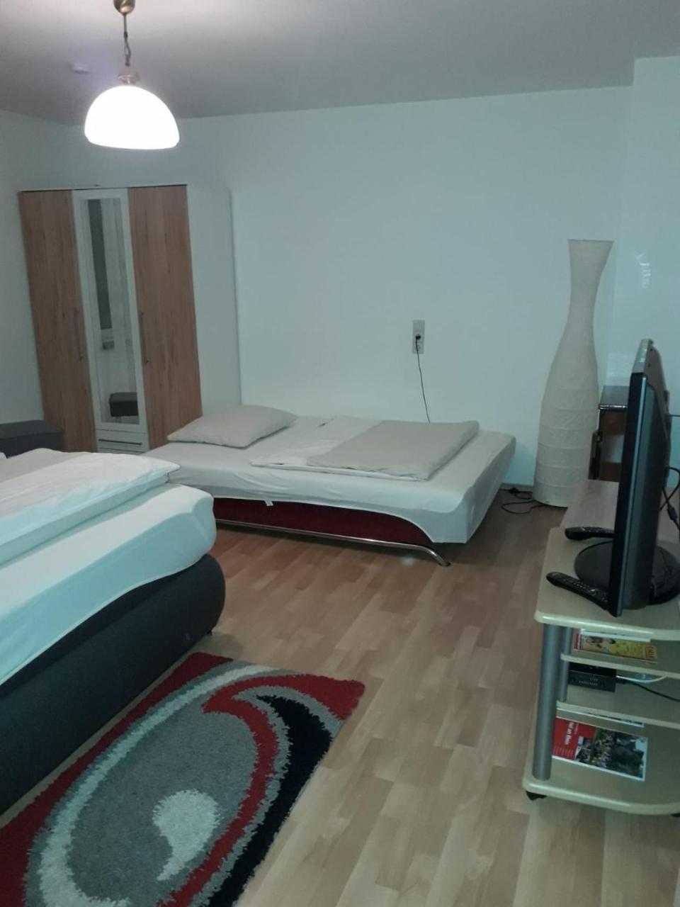 Ferienwohnung Grimmer ไวล์อัมไรน์ ภายนอก รูปภาพ